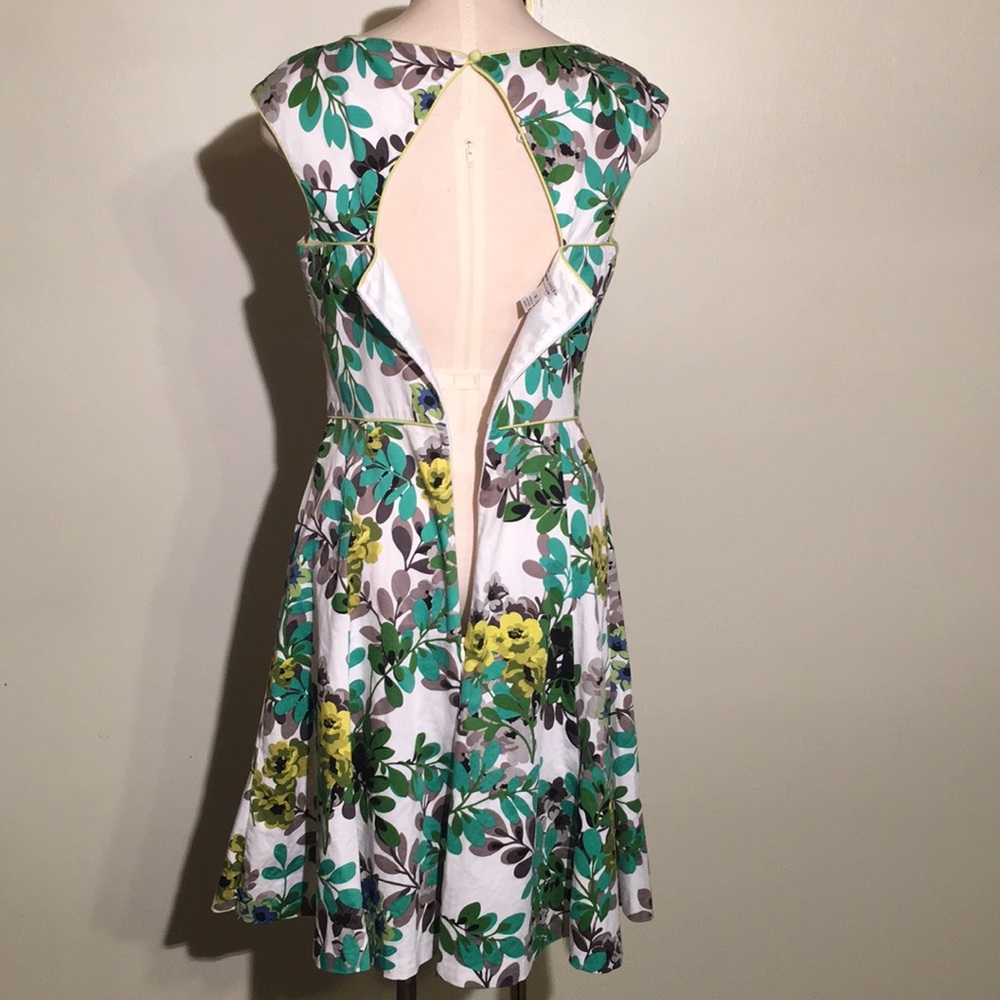 London Style Collection Spring Dress - Picture 5 of 8